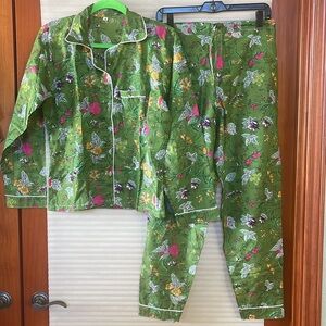 NWOT floral print green button down long sleeve collared PJ pants set size m